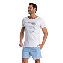 Camiseta masculina estampa na frente grafismo Nalu, malha 100% algodão Camiseta masculina estampa na frente grafismo Nalu, malha 100% algodão