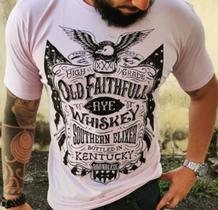 Camiseta Masculina Faithfull Rosa Claro Com Estampa de uma ÀGUIA - Produzido com Algodão Egípicio Camiseta Masculina Faithfull Rosa Claro Com Estampa de uma ÀGUIA - Produzido com Algodão Egípicio
