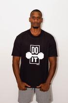 Camiseta masculina oversized do it preto Camiseta masculina oversized do it preto