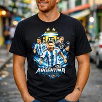 Camiseta Masculina Preta Argentina Escudo Seleção Futebol Estampa Streetwear Casual Urbana Esportiva Premium Confortável Lifestyle Camiseta Masculina Preta Argentina Escudo Seleção Futebol Estampa Streetwear Casual Urbana Esportiva Premium Confortável Lifestyle