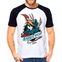 Camiseta Masculina Raglan Branca Picapau Barbeiro