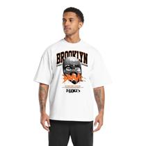 Camiseta Masculina Streetwear com Modelagem Oversized Ideal para Esportes Brave