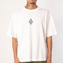 Camiseta MCD Box Fit Cut Espada SM26 Masculina Branco Camiseta MCD Box Fit Cut Espada SM26 Masculina Branco
