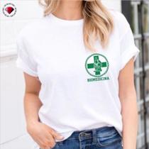 Camiseta Mina Profissões Biomedicina Logo