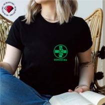 Camiseta Mina Profissões Biomedicina Logo