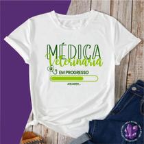 Camiseta Mina Profissões Estudante Medicina Veterinária