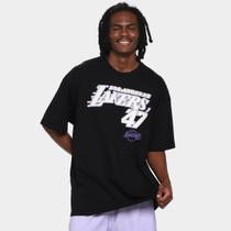 Camiseta NBA Los Angeles Lakers Mitchell & Ness Crowd Masculina Camiseta NBA Los Angeles Lakers Mitchell & Ness Crowd Masculina