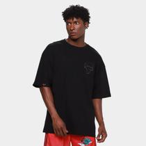 Camiseta NBA Mitchell & Ness Faux Emboss Masculina Camiseta NBA Mitchell & Ness Faux Emboss Masculina