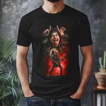 Camiseta Netflix Stranger Things Eddie Munson Com Guitarra Camiseta Netflix Stranger Things Eddie Munson Com Guitarra