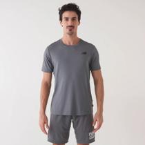 Camiseta New Balance Active Logo - masculino - cinza Camiseta New Balance Active Logo - masculino - cinza