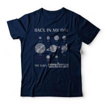 Camiseta Nove Planetas Studio Geek Camiseta Nove Planetas Studio Geek