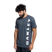 Camiseta Oakley Big Bark Logo Blackout Tee Letreiro Lateral