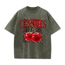 Camiseta Oiiaayy Oiiaayy com estampa de cereja de tamanho grande para mulheres, verde militar Camiseta Oiiaayy Oiiaayy com estampa de cereja de tamanho grande para mulheres, verde militar