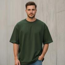 Camiseta Oversize Lisa Masculina Verde Musgo Algodão Com Elastano Camiseta Oversize Lisa Masculina Verde Musgo Algodão Com Elastano
