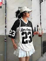 Camiseta Oversized Feminina com Decote V - Estampa Los Angeles 23 - Estilo Y2K Camiseta Oversized Feminina com Decote V - Estampa Los Angeles 23 - Estilo Y2K