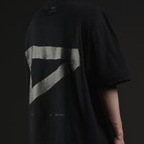 CAMISETA OVERSIZED LOUD PRETA Tamanho:PCor:Preto