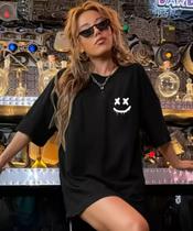 Camiseta Oversized Streetwear Unissex Estampada Feliz