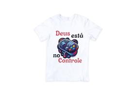 Camiseta Personalizada Deus Está No Comando Tecido Premium 30.1