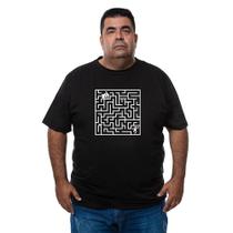 Camiseta Plus Size Algodao Masculina Estampa Labirinto Com Abridor De Garrafa Integrado
