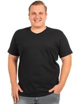 Camiseta Plus Size Anistia Masculina Decote V Algodão Preta