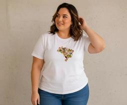 Camiseta Plus Size Feminina Estampa Mapa Copa Brasil