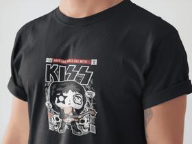 Camiseta Poster Pop Style Inspiração KISS Estampa DTF 100% Algodão Premium Camiseta Poster Pop Style Inspiração KISS Estampa DTF 100% Algodão Premium