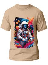 Camiseta Premium Algodão Estampada Especial Astronauta Colorido