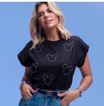 Camiseta preta Camiseta preta