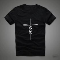 Camiseta Preta Personalizada 'Jesus' Unissex Camiseta Preta Personalizada 'Jesus' Unissex
