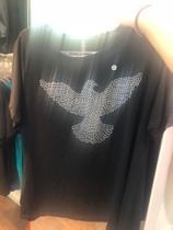 Camiseta preta plus size