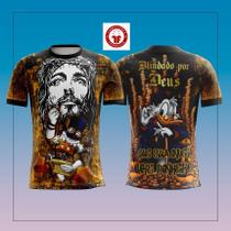 Camiseta Quebrada Tio Patinhas Milionário Blindado por Deus Camiseta Quebrada Tio Patinhas Milionário Blindado por Deus