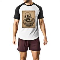 Camiseta Raglan Alien lamen disco voador Anos 30
