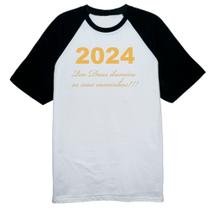 Camiseta Raglan Ano Novo Deus ilumine seus caminhos