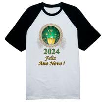 Camiseta Raglan Ano Novo Relogio Verde