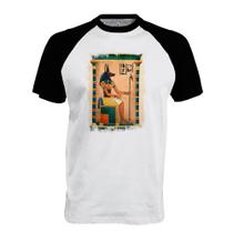 Camiseta Raglan Anubis Papiro Egito Camiseta Raglan Anubis Papiro Egito