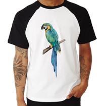 Camiseta Raglan Arara Azul - Foca na Moda