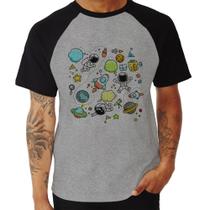 Camiseta Raglan Astronauta - Foca na Moda