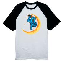 Camiseta Raglan Astronauta skatista lua crescente Camiseta Raglan Astronauta skatista lua crescente