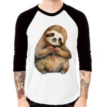 Camiseta Raglan Bicho Preguiça Coração Manga 3/4 - Foca na Moda Camiseta Raglan Bicho Preguiça Coração Manga 3/4 - Foca na Moda