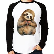Camiseta Raglan Bicho Preguiça Coração Manga Longa - Foca na Moda Camiseta Raglan Bicho Preguiça Coração Manga Longa - Foca na Moda