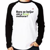 Camiseta Raglan Bora se beijar até o Brasil melhorar Manga Longa - Foca na Moda