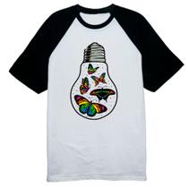 Camiseta Raglan Borboletas em lâmpada