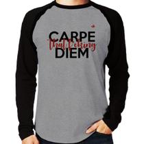 Camiseta Raglan Carpe that fucking Diem Manga Longa - Foca na Moda