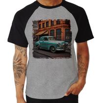 Camiseta Raglan Carro retrô na cidade - Foca na Moda Camiseta Raglan Carro retrô na cidade - Foca na Moda