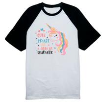 Camiseta Raglan Cute smart and a little bit dramatic Camiseta Raglan Cute smart and a little bit dramatic