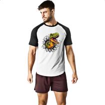 Camiseta Raglan Dinossauro T-Rex rasgando a camisa