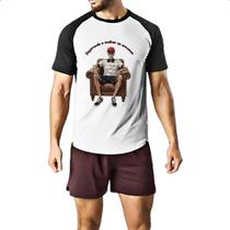 Camiseta Raglan Esperando a mulher se arrumar