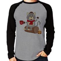 Camiseta Raglan Gatinho Simpático Manga Longa - Foca na Moda Camiseta Raglan Gatinho Simpático Manga Longa - Foca na Moda