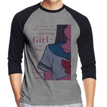 Camiseta Raglan Girl From Village To City Manga 3/4 - Foca na Moda