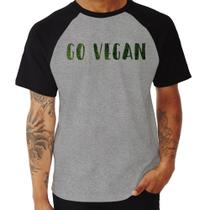 Camiseta Raglan Go Vegan - Foca na Moda